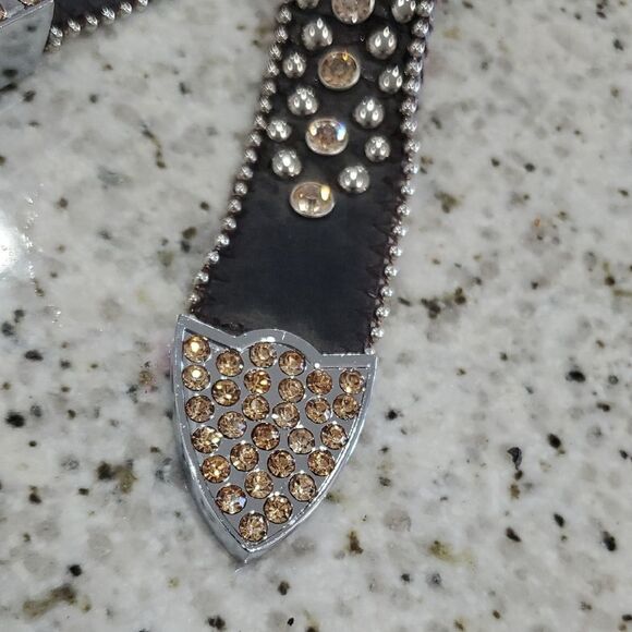 Black and Gold Studded Leather Belt with Ornate Buckle - Picture 4 of 8